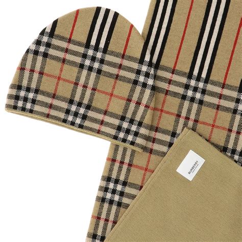 burberry hat and scarf set|traditional Burberry scarf.